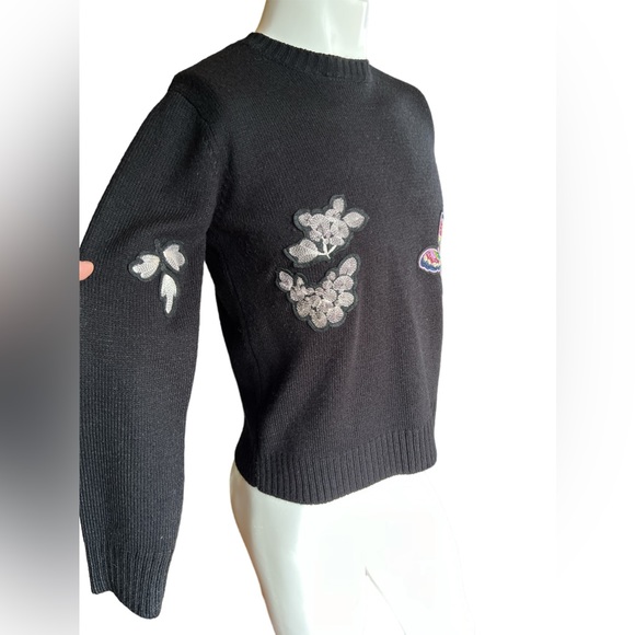 Intricate Embroidered Bird & Flower Sweater - Picture 5 of 13